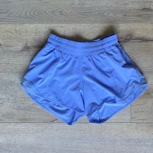 Lululemon hotty hot 2.5 inseam shorts